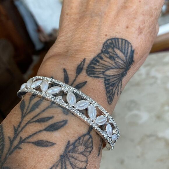 Anne Klein Silver Tone & Pearls Hinged Cuff Bracelet - Picture 6 of 9